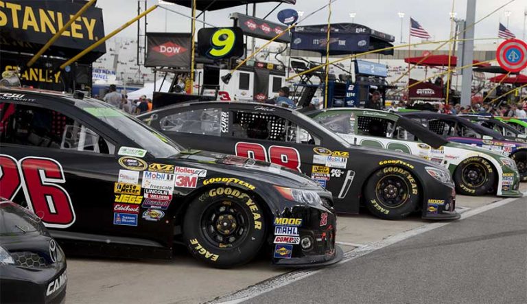 The DualLiner Guide to NASCAR Tailgating On Race Weekend | DualLiner ...